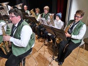 Der Musikverein Dallenwil am Konzert mit Unterstützung durch die Musikschüler aus dem Engelbergertal. (Bild: PD)