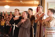 Die 15-jährige Lorena Lenzi aus Appenzell spielt im Adonia-Jubiläumsmusical «Mose – 40 Jahr Wüeschti» einen Spion. (Bild: PD)