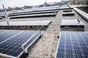 Auf dem Dach hat das EW Romanshorn eine Solaranlage installiert..