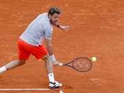 Stan Wawrinka begann gegen Massimo Cecchinato stark und liess danach noch stärker nach (Bild: KEYSTONE/EPA/SEBASTIEN NOGIER)