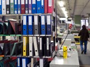 Der für siene Ordner und Ringhefte bekannte Büroartikelhersteller Biella-Neher wird bald französisch. (Bild: KEYSTONE/GAETAN BALLY)