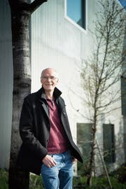 «Die Biodiversität ist mein Lebensthema»: Jonas Barandun vor dem Naturmuseum. (Bild: Ralph Ribi - 15. April 2019)
