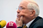 Alt-Bundesrat Christoph Blocher an der Medienkonferenz in Zürich am Dienstag. 16. April 2019. (Bild: KEYSTONE/Walter Bieri)