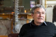 Der Autor Charles Lewinsky liest am 23. April im Raum für Literatur. (Bild: Claudio Thoma)