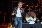 Peter Kraus (80) beim Konzert im KKL. (Bild: Dominik Wunderli 16.4.2019)