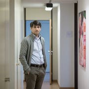Shlemen Hanno ist Forensiker und spricht über den Mann, der die rund 80 Buben aus der Region heimlich gefilmt hat. (Bild Pius Amrein, Luzern, 20. Mai 2016).