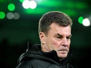 Dieter Hecking ist nur noch bis zum Ende der laufenden Saison Trainer von Borussia Mönchengladbach (Bild: KEYSTONE/EPA/SASCHA STEINBACH)