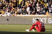Ein enttäuschter Dejan Stojanovic nach der Last-Minute-Pleite gegen YB. (Bild: Keystone)