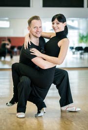 Ex-Miss Schweiz Anita Buri trainiert im Dancemore in Frauenfeld für die SRF-Tanzsendung "Darf ich bitten?". (Bild: Reto Martin)