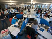 282 ausländische Firmen konnten 2018 von der Standortpromotion von Bund und Kantonen in der Schweiz neu angesiedelt werden. Fast die Hälfte der Unternehmen waren in den Branchen ICT und Life Sciences tätig. (Bild: KEYSTONE/MARTIN RUETSCHI)