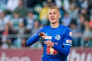Marvin Schulz jubelt nach dem Tor zum 2:0. (Bild: Martin Meienberger/freshfocus)