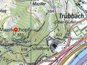 Unterhalb des Maziferchopfs bei Trübbach SG sind zwei Wanderer im steilen Gelände abgestürzt und schwer verletzt worden. (Bild: Swisstopo)