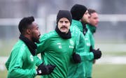 Barnetta in seinem ersten Training nach seiner Rückkehr im November 2016. (Eddy Risch/Keystone)