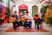 Am Freitagabend startet Singer/Songwriter Mauro Danubio (Mitte) und seine Band Acqua e Fuoco eine neue Kulturreihe im Quartiertreff «Nest-Punkt» im Riethüsli. (Bild: PD)