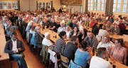 So voll war der «Hecht»-Saal bei einer Politveranstaltung schon lange nicht mehr. (Bild: Gert Bruderer)