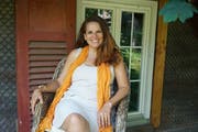 Für sie ist Spiritualität eng mit der Körperwahrnehmung verbunden: die Religions-/Sozialpädagogin und freie Ritualbegleiterin Martina Franck. (Bild: Vera Rüttimann, Weggis, 25. April 2019)