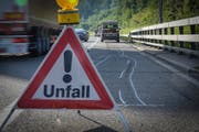 Auffallend häufig kam es im vergangenen Jahr gemäss Kantonspolizei auf den Strassen in der Region Wil zu Selbst- und Auffahrunfällen. Bild: PD