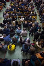 Heute genehmigen die Bürger an der Gemeindeversammlung mit dem Budget auch die Löhne – pauschal. (Bild: Andrea Stalder)