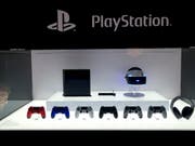 Der japanische Elektronikkonzern und Playstationhersteller Sony hat das vergangene Geschäftsjahr dank guter Geschäfte mit Spielen und Musik mit einem Rekordgewinn abgeschlossen. (Bild: KEYSTONE/AP/DAMIAN DOVARGANES)