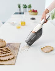 Einige Stabsauger bieten den Vorteil, dass das Saugteil als Handgerät verwendet werden kann.