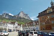 Der Dorfplatz in Schwyz soll attraktiver werden. (Bild: Erhard Gick)