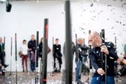 Auf der Suche nach Gleichzeitigkeit: die Performance «Waves» von Mio Chareteau kommt ans Festival. (Bild: Lee Li/PD, 2014)