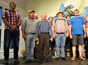 Der Männerchor Grabs präsentierte eine Art Singspiel. (Bilder: Hanspeter Thurnherr)