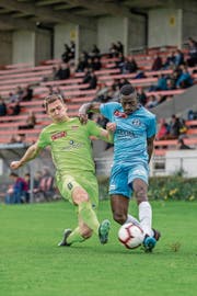 Der Zuger Geoffroy Le Bigonsan (rechts) gegen den Solothurner Fabian Kohler. (Bild: Patrick Hürlimann (Zug, 27. April 2019))
