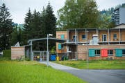 Das Zentrum Grosshof in Kriens, wo unbegleitete, minderjährige Asylbewerber untergebracht werden. (Bild: Dominik Wunderli, 27. April 2019)