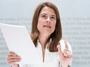 FDP-Präsidentin Petra Gössi erhält von der Parteibasis Unterstützung für mehr Engagement in der Klima- und Umweltpolitik. (Bild: KEYSTONE/PETER SCHNEIDER)