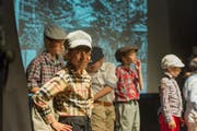Soll das Kinder-Muscial-Theater Storchen (im Bild eine Szene aus dem Stück «Emil und die Detektive» von der Stadt finanziell unterstützt werden? Das Stadtparlament diskutiert am Dienstag unter Traktandum 7 eine Interpellation der SVP, die genau das verlangt. (Bild: Jil Lohse - 20. Juni 2017)