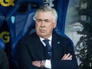 Napoli-Coach Carlo Ancelotti sieht gegen Empoli nicht viel Erfreuliches (Bild: KEYSTONE/EPA ANSA/GIANNI NUCCI)