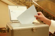 Eine Wahlurne im Frauenfelder Rathaus. (Bild: Donato Caspari)