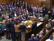 Das britische Parlament hat am Mittwoch mit der Debatte über ein Gesetz begonnen, das die Regierung zum Antrag auf eine weitere Verschiebung des Brexits zwingen könnte. (Bild: KEYSTONE/EPA UK PARLIAMENTARY RECORDING UNIT)