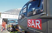 Eine Armee-Maschine wird für den Einsatz startklar gemacht. (Bild: VBS)