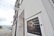 Das Erotiklokal «Schifflände» soll trotz Problemen mit den Nachbarn und dem neuen Besitzer am alten Standort bleiben. (Bild: Donato Caspari)