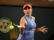 Belinda Bencic zieht in Charleston mit einem lockeren Zweisatzsieg in die Achtelfinals ein (Bild: KEYSTONE/AP/MARK J. TERRILL)