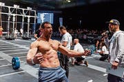 Tobias Zogg schreit seine Freude über den Sieg in der Altersklasse Master 35+ förmlich heraus. (Bild: Cross-Fit Italian Showdown)