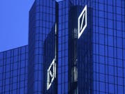 Die Deutsche Bank hat wieder eine Klage am Hals - diesmal will der US-Präsident Donald Trump nicht, dass das deutsche Geldhaus Unterlagen über ihn und seine Familie preisgibt. (Bild: KEYSTONE/AP/MICHAEL PROBST)