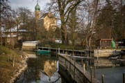 Die Luxburg aus dem 14. Jahrhundert ist in den letzten Jahren kaum unterhalten worden. (Bild: Reto Martin)
