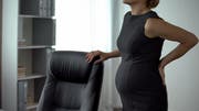 Sobald sie Mütter werden, werden viele junge Frauen von ihren Arbeitgebern aus dem Job gedrängt. Auch in der Ostschweiz. Bild: Getty