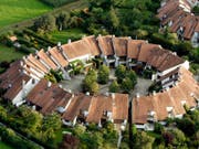 Soll Geld der zweiten und dritten Säule für Wohneigentum eingesetzt werden? Forscher der ZHAW mahnen zur Vorsicht. (Bild: KEYSTONE/STEFFEN SCHMIDT)
