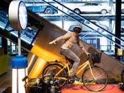 Da kann nichts passieren: Abbiegemanöver im virtuellen Raum. (Bild: Suva)