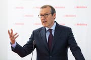 Mobiliar-CEO Markus Hongler an der Bilanzmedienkonferenz in Bern. (Bild: Peter Klaunzer/Keystone, 9. April 2019)