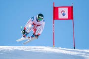 Josua Mettler während der Trainingsfahrt zur Herren-Abfahrt von Mitte März auf der Franz-Heinzer-Piste auf dem Stoos. (Bild: Urs Flueeler/Keystone)