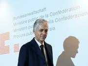 Bundesanwalt Michael Lauber hat am Montag in Brasilia mit der brasilianischen Generalstaatsanwältin Raquel Doge die Zusammenarbeit der beiden Behörden bei den Korruptionsverfahren um Petrobas und Odebrecht besprochen. (Bild: KEYSTONE/PETER SCHNEIDER)