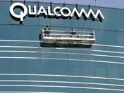 Der US-Chipkonzern Qualcomm legte vor zwei Wochen einen jahrelangen Patentstreit mit dem Technologiekonzern Apple bei. (Bild: KEYSTONE/AP/JACK SMITH)