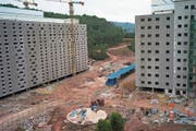 Eine Hochhaus-Schweinefarm in der Provinz Guangxi, im Süden Chinas. (Bild: Thomas Suen/Reuters (19. März 2018))