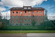 Die Sanierung der Strafanstalt Gmünden mit dem Neubau soll 22 Millionen Franken kosten. (Bild: Benjamin Manser (15. Juni 2016))