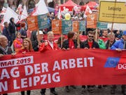 Mai-Kundgebung am Mittwoch in Leipzig. (Bild: KEYSTONE/AP DPA/PETER ENDIG)